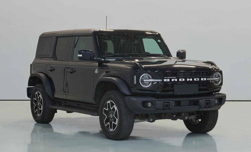 天博体育福特 Bronco：复古与越野精神的完美化身